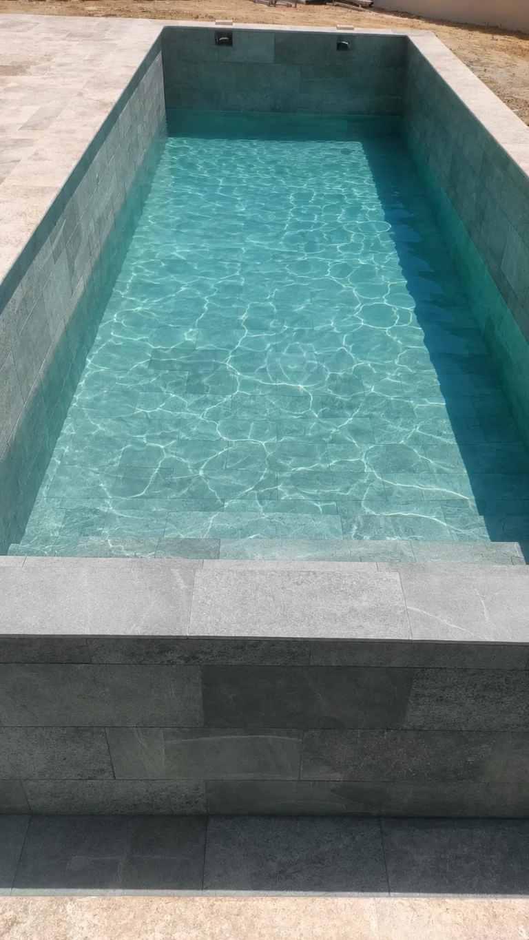 01piscinaG